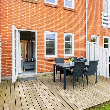 4 Person Holiday Home In R M Sønderby Exteriör bild