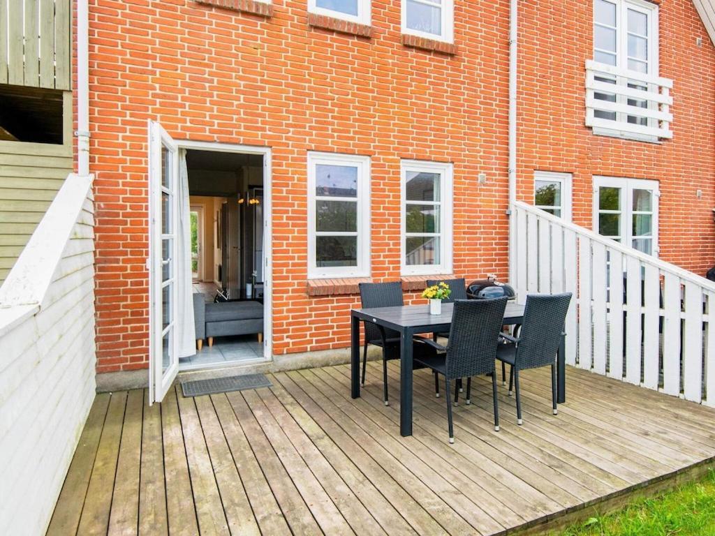 4 Person Holiday Home In R M Sønderby Exteriör bild