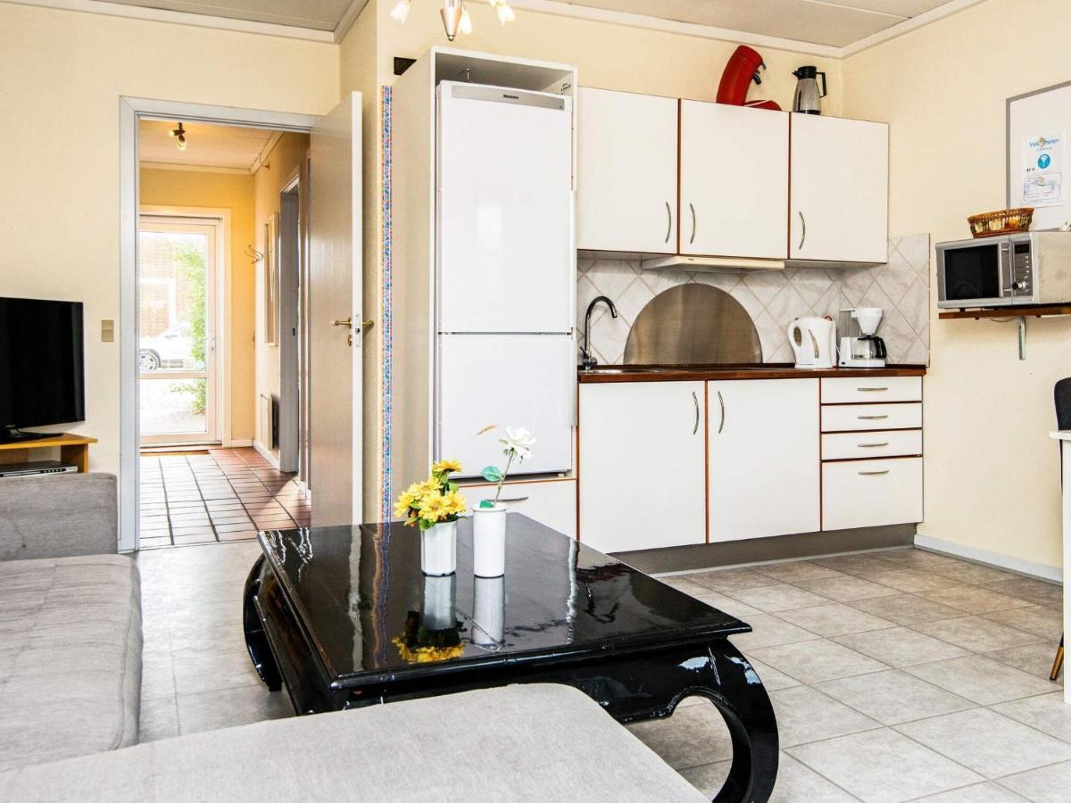 4 Person Holiday Home In R M Sønderby Exteriör bild