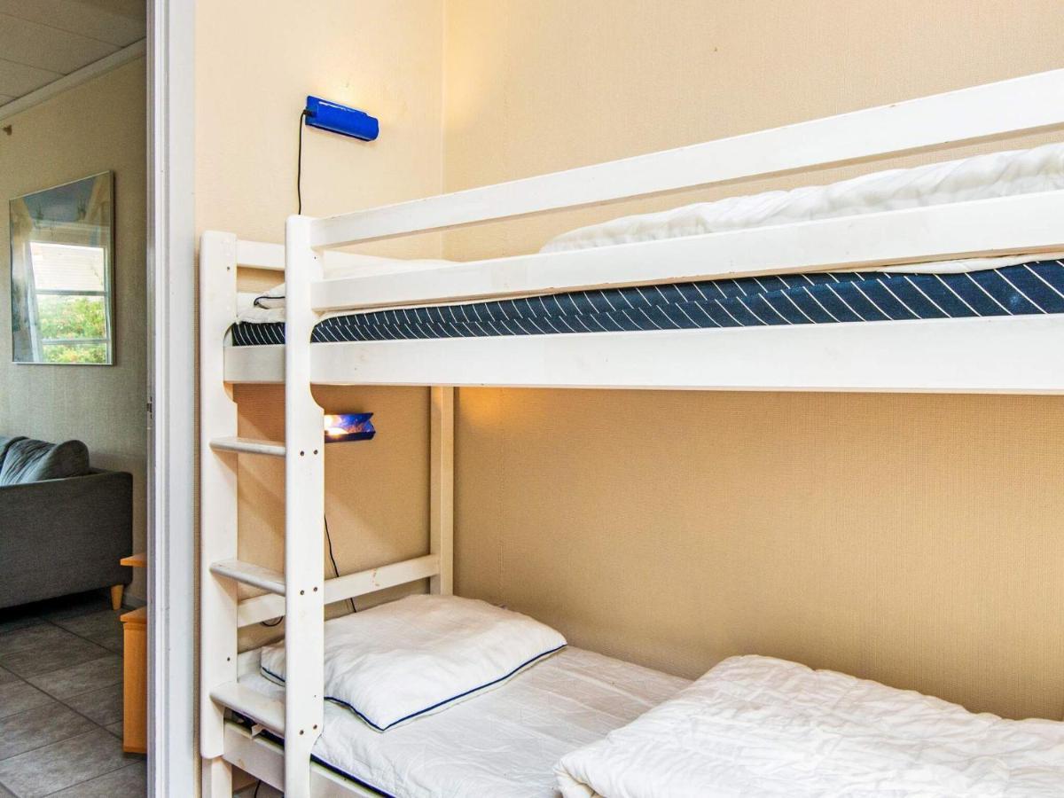 4 Person Holiday Home In R M Sønderby Exteriör bild